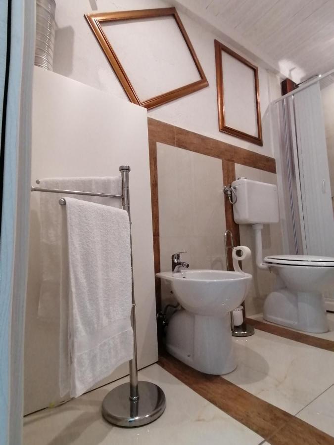 L'Antico Palazzo Rooms Katania Zewnętrze zdjęcie