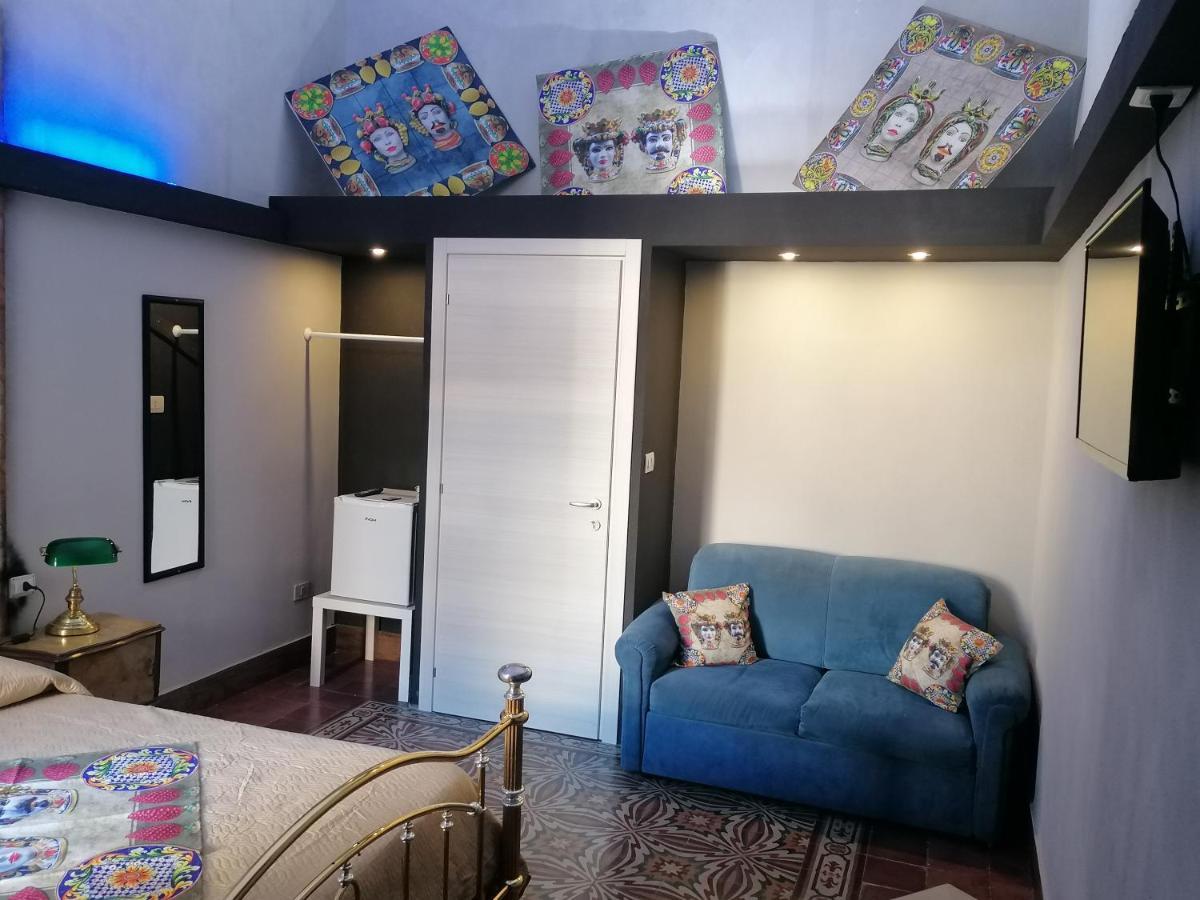 L'Antico Palazzo Rooms Katania Zewnętrze zdjęcie
